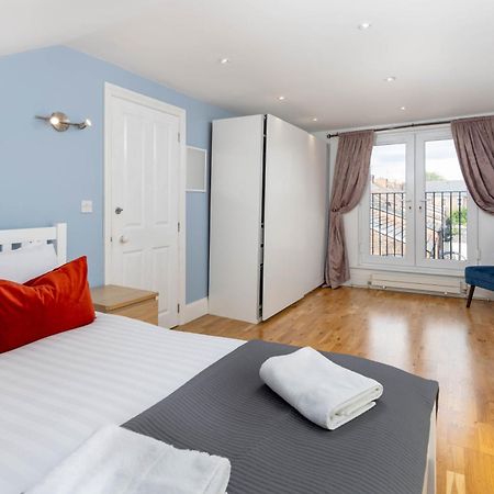 Air Host & Stay - Rockfield House - Sleeps 8 Liverpool Exterior foto