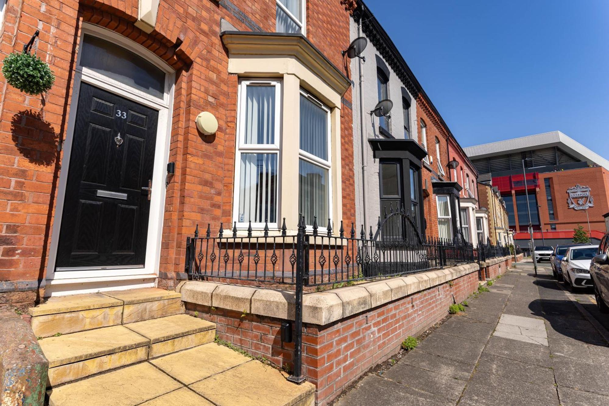 Air Host & Stay - Rockfield House - Sleeps 8 Liverpool Exterior foto